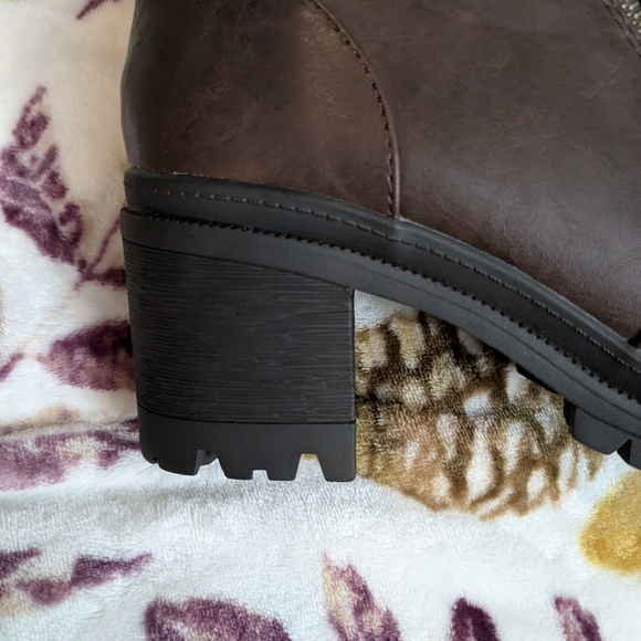 Soda Brown Heeled Boots - Picture 7 of 10